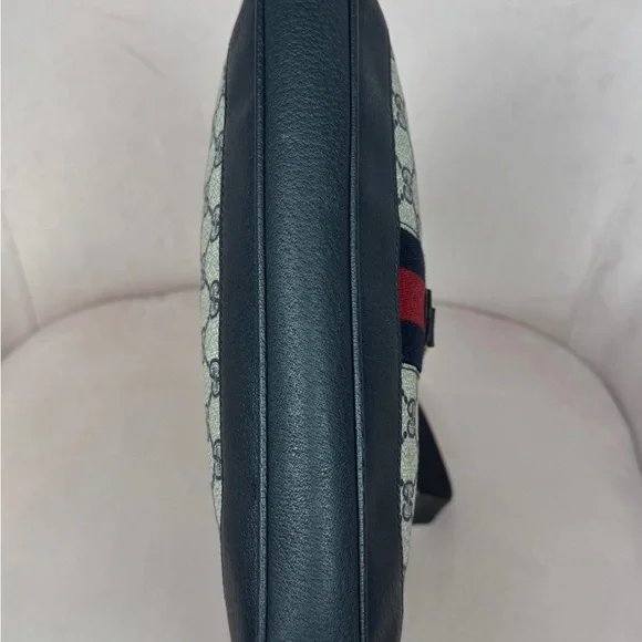 Gucci Jackie Vintage Black and Red Shoulder Bag - Picture 9 of 16